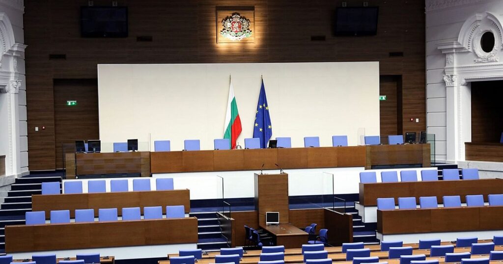 Жега в парламента! Ключово решение за бюджета 2025