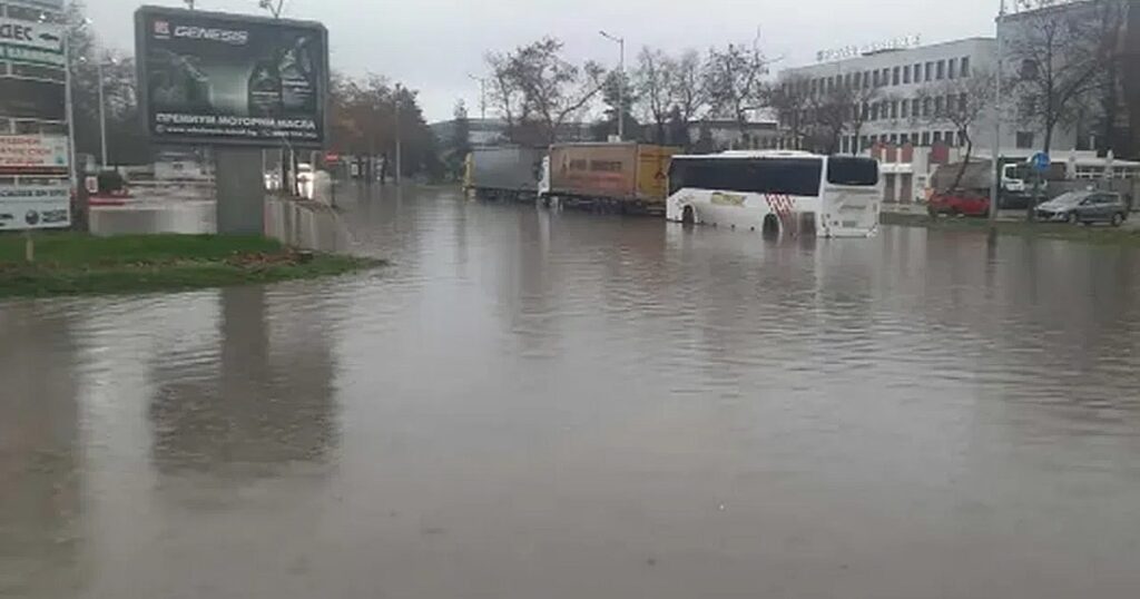 Наш град е под вода. Какво се случва 2025