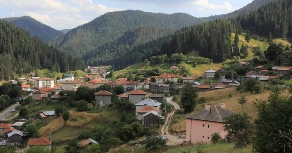 Наше село между три планини го сравняват с Швейцария 2025