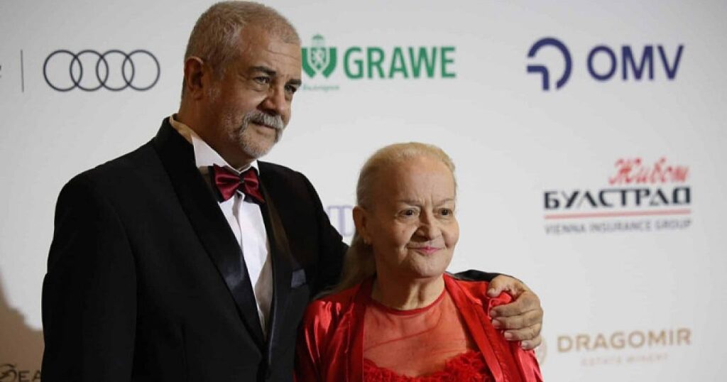 Нови разкрития за астроложката Алена. Била таен съветник на Тодор Живков 2025