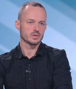 Топ политолог: Асен Василев връща жеста на Радев 2025 Топ политолог: Асен Василев връща жеста на Радев 2025