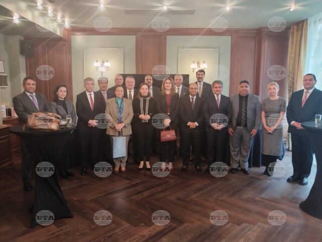 Deputy Foreign Minister Hosts Farewell Reception for Arab States' Ambassadors Accredited to Bulgaria 2025
