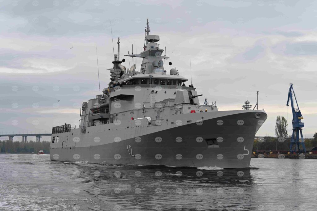 Flag-Raising Ceremony for Bulgaria's New Navy Patrol Vessel Hrabri to Take Place in Varna 2025