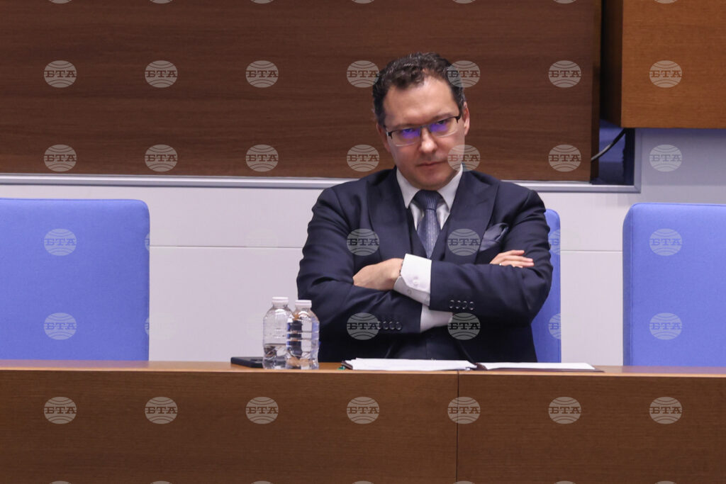 Interior Minister Says He Does Not Intend to Resign 2025