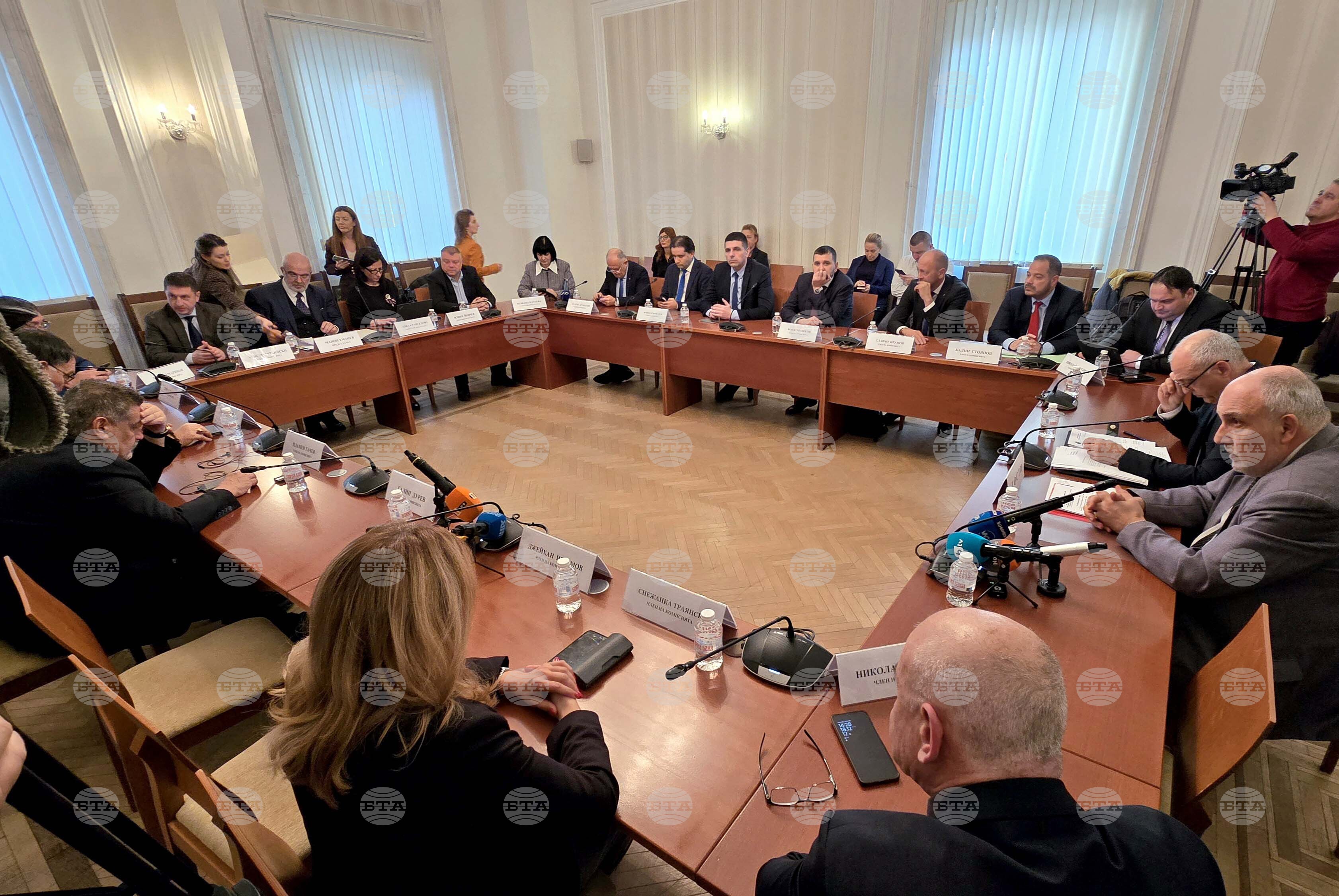 Bulgaria internal security committee backs changes to mps security at first reading 2025 2025 the news from bulgaria balgarianovinite. Com balgarianovinite. Com the parliamentary committee on the internal security and public order unanimously approved at... Internal security committee backs changes to mps’ security at first reading 2025 balgarianovinite. Com 2025-12-18 18:51:00 bulgaria internal security committee backs changes to mps’ security at first reading 2025 investigative journalism and investigative reporting news agency burgas bulgaria