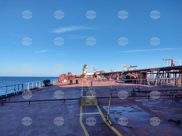 Kairos Tanker to Be Towed to Bay of Burgas on Monday 2025