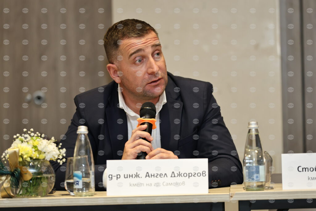 Legislative changes for ski lifts and technical snow crucial, says samokov mayor 2025
