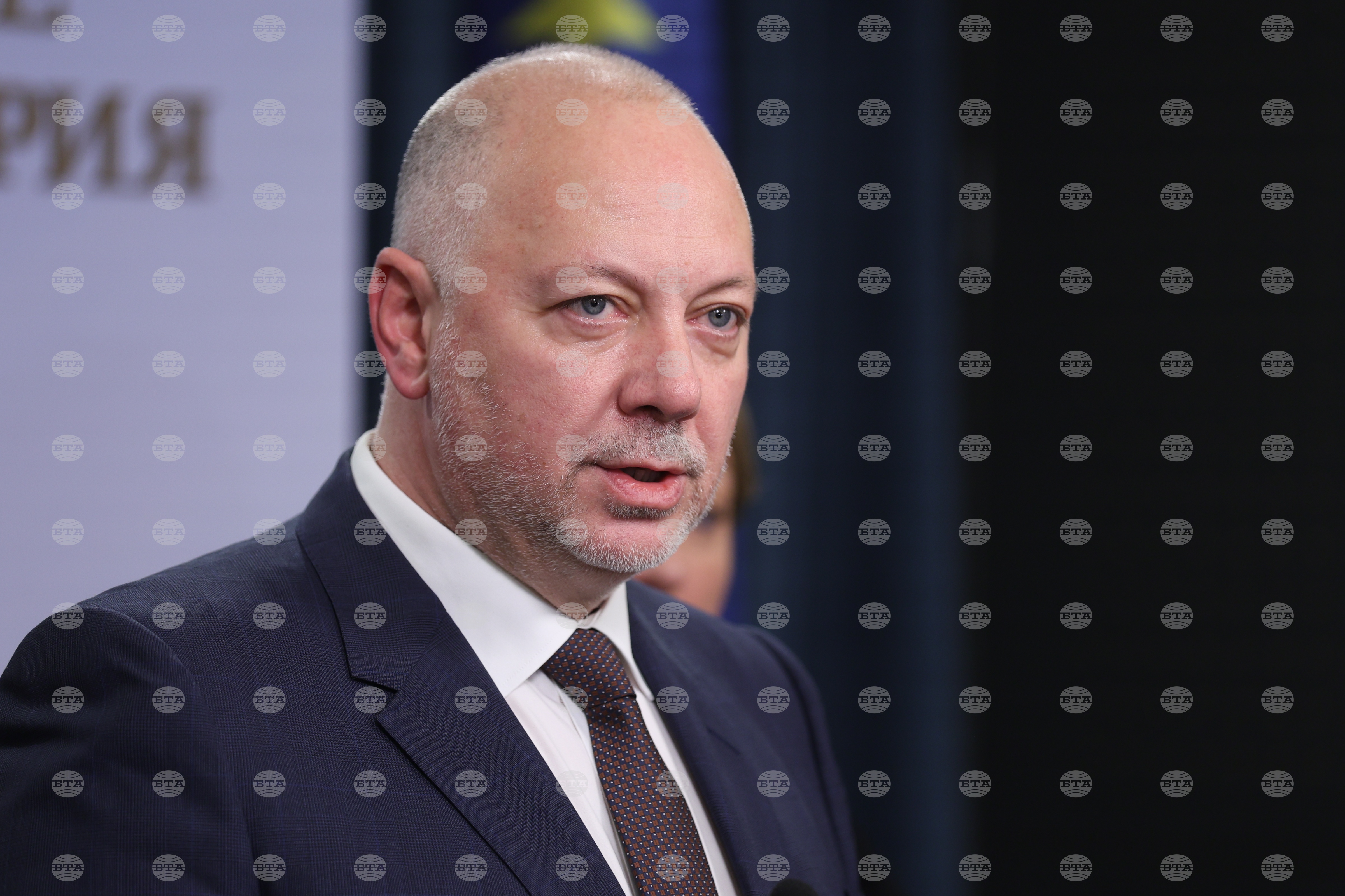 Bulgaria pm says budget dispute will not derail eurozone accession 2025 2025 the news from bulgaria balgarianovinite. Com balgarianovinite. Com outgoing prime minister rosen zhelyazkov said on wednesday that he has no concerns about... Pm says budget dispute will not derail eurozone accession 2025 balgarianovinite. Com 2025-12-17 18:59:00 bulgaria pm says budget dispute will not derail eurozone accession 2025 investigative journalism and investigative reporting news agency burgas bulgaria