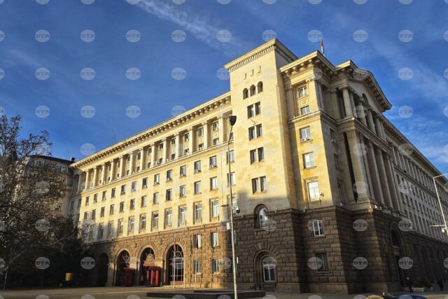 President's Administration Criticizes Parliament’s “Lack of Will” to Hear Citizens on Euro Referendum 2025