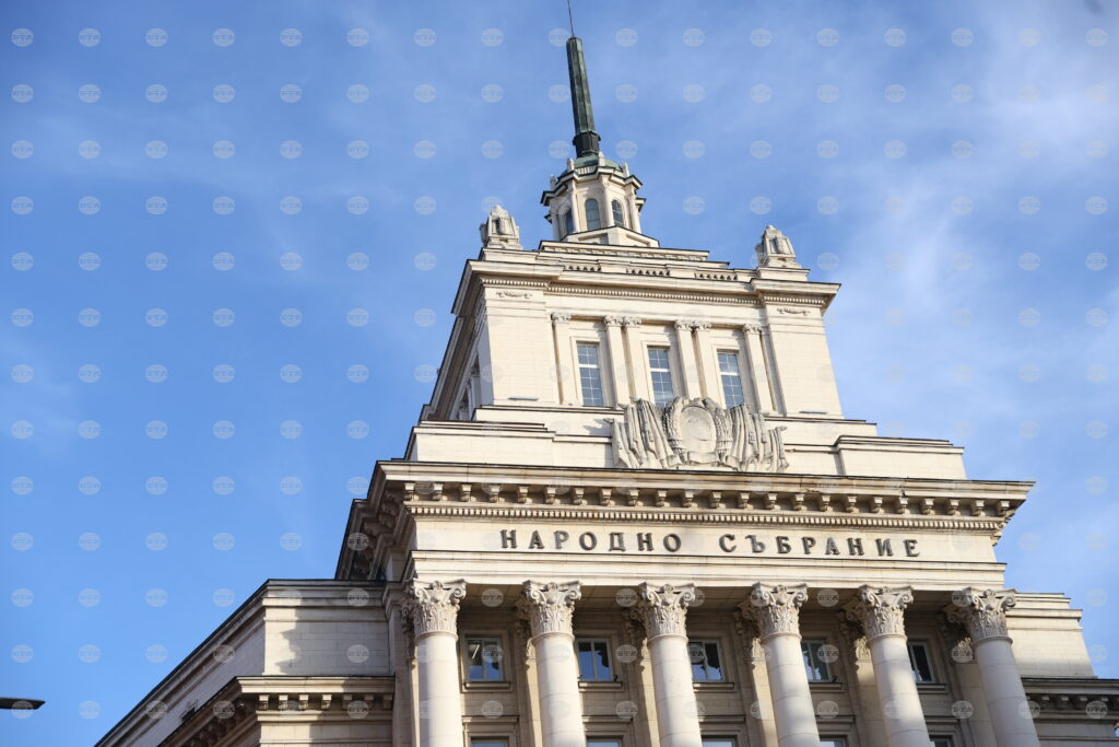 Six parties would enter parliament if elections were held now - market links survey 2025