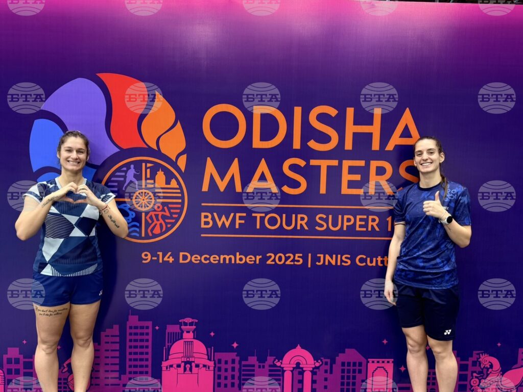 Stoevi sisters secure medal at badminton tournament in india 2025
