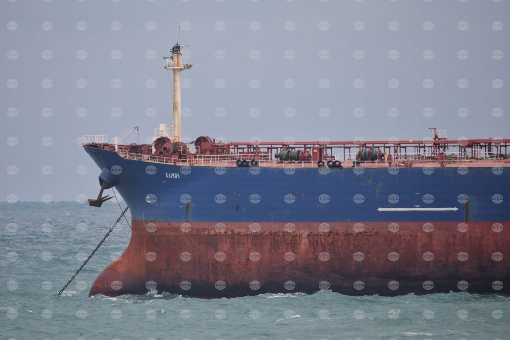 Stranded tanker to be towed into burgas bay on december 12 2025