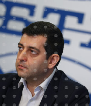 “We Are in This Together”: Large Retailers Call for Calm as Bulgaria Prepares for Euro Changeover 2025 “We Are in This Together”: Large Retailers Call for Calm as Bulgaria Prepares for Euro Changeover 2025