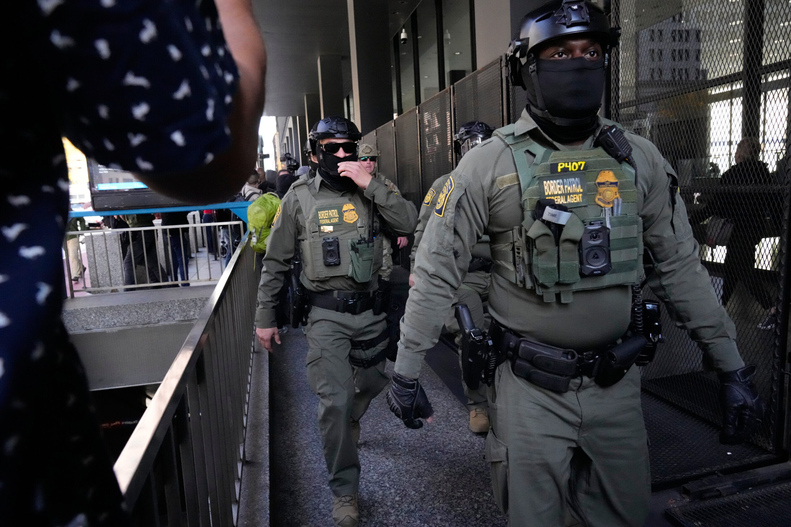 Border patrol agents in chicago
