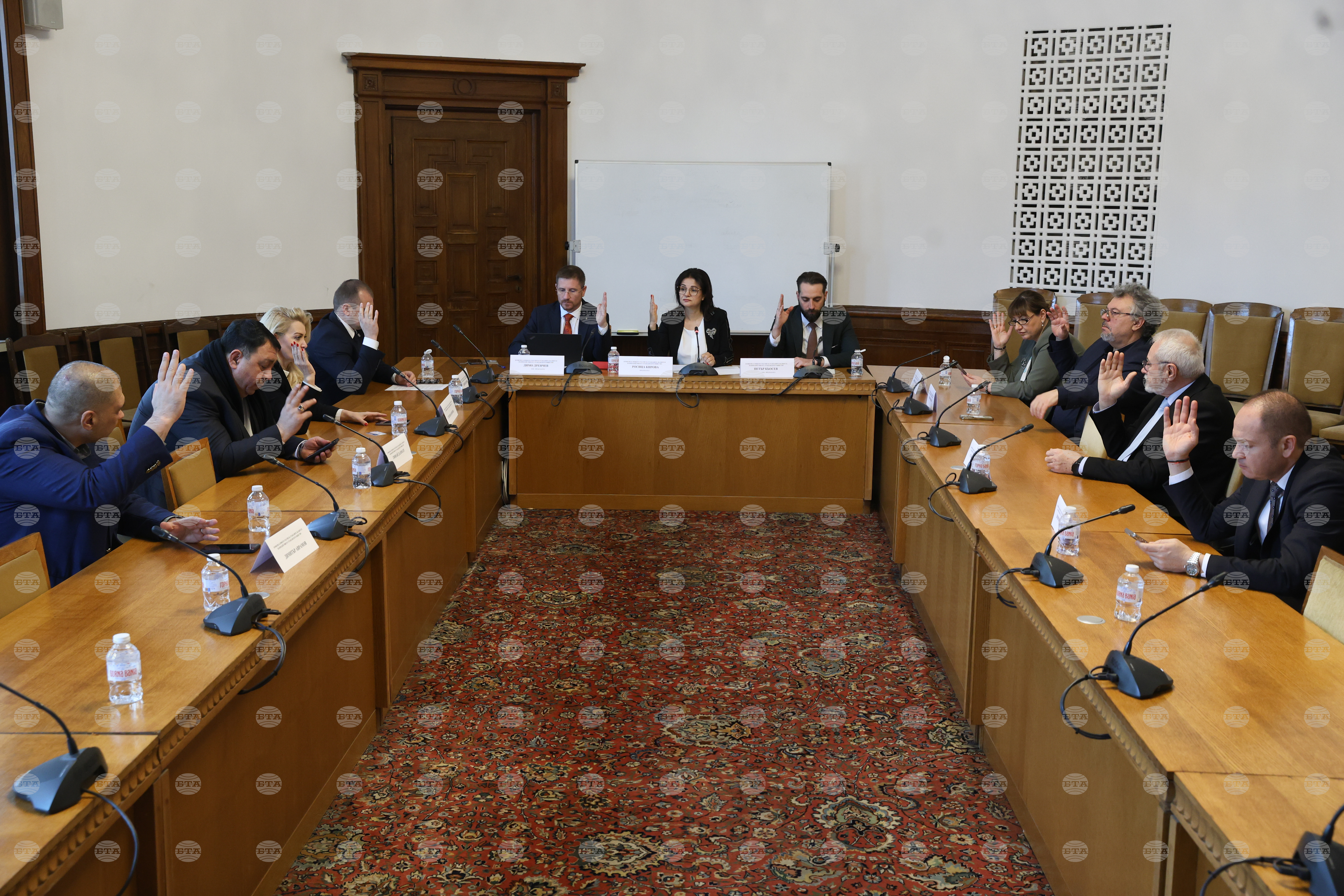 Bill parliamentary committee backs at first reading bill to change referendum rules 2026 2026 world news from bulgaria balgarianovinite. Com balgarianovinite. Com the parliamentary committee on direct participation of citizens, citizens' complaints and... Parliamentary committee backs at first reading bill to change referendum rules 2026 balgarianovinite. Com 2026-01-22 16:13:58 bill parliamentary committee backs at first reading bill to change referendum rules 2026 investigative journalism and investigative reporting news agency burgas bulgaria