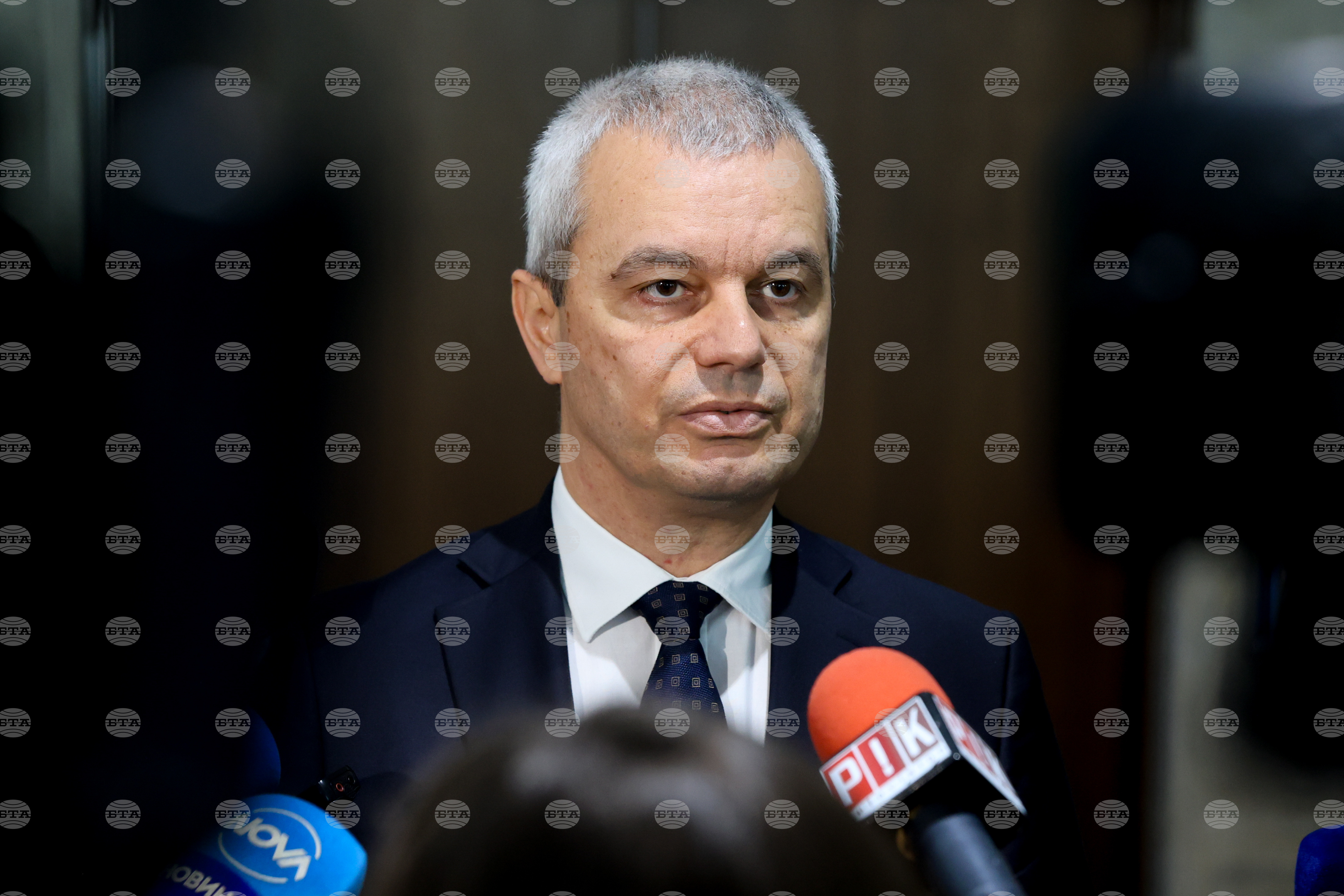 Bulgaria vazrazhdane leader 2026 could be year of new bulgarian revival 2025 2025 the news from bulgaria balgarianovinite. Com balgarianovinite. Com the past year will go down in history as 12 turbulent months that brought both despair and hope... Vazrazhdane leader: 2026 could be year of new bulgarian revival 2025 balgarianovinite. Com 2026-01-01 01:20:48 bulgaria vazrazhdane leader: 2026 could be year of new bulgarian revival 2025 investigative journalism and investigative reporting news agency burgas bulgaria