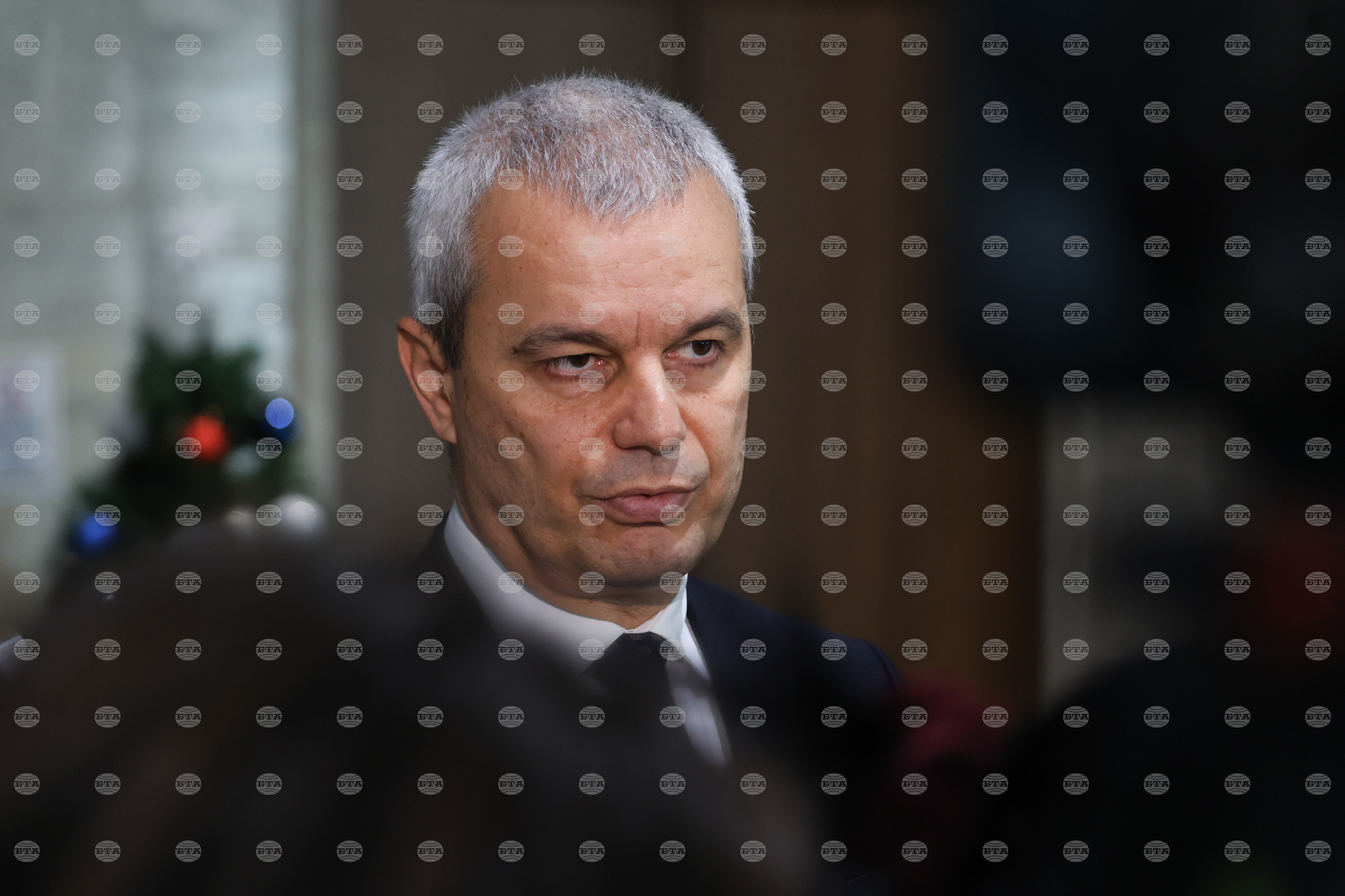 Bulgaria vazrazhdane leader kostadinov frames bulgarias future as a three way choice 2025 2025 the news from bulgaria balgarianovinite. Com balgarianovinite. Com vazrazhdane leader kostadin kostadinov set out what he described as three possible scenarios... Vazrazhdane leader kostadinov frames bulgaria’s future as a three-way choice 2025 balgarianovinite. Com 2026-01-01 18:24:54 bulgaria vazrazhdane leader kostadinov frames bulgaria’s future as a three-way choice 2025 investigative journalism and investigative reporting news agency burgas bulgaria