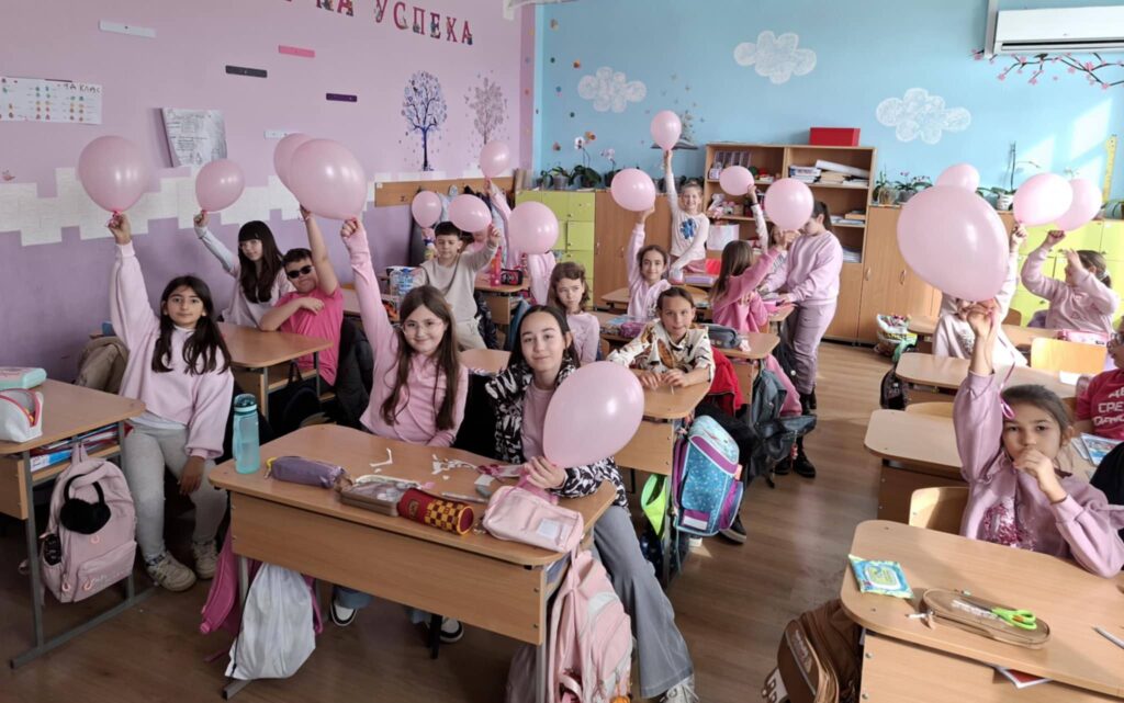 Den rozovata flanelka provede petar beron svil 3 2026 новините от българия в свиленградското средно училище „д-петър берон“ отбелязаха денят на розовата фланелка. Той се отбелязва... Ден на розовата фланелка се проведе в су „д-р петър берон“ – свиленград 2026 българия новините balgarianovinite. Com 2026-02-25 11:46:24 ден на розовата фланелка се проведе в су „д-р петър берон“ – свиленград 2026 информационна агенция за разследваща журналистика и разследващ репортаж бургас, българия