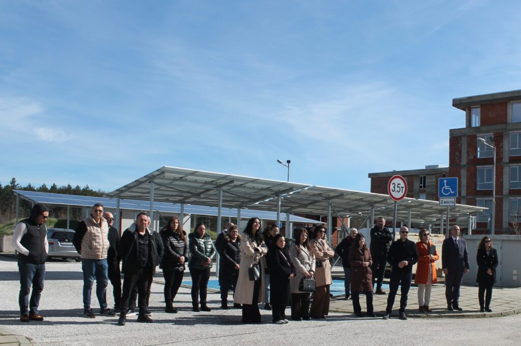 Проект енергийно обновяване fotovoltaichni tsentrali sobstveno potreblenie 5 2026 новините от българия на финално събитие в рамките на проект „енергийно обновяване на публичен сграден фонд за спорт в община... Фотоволтаични централи за собствено потребление са изградени на спортни обекти по проект „енергийно обновяване на публичен сграден фонд за спорт в община свиленград“ 2026 българия новините balgarianovinite. Com 2026-02-19 17:27:51 проект енергийно обновяване фотоволтаични централи за собствено потребление са изградени на спортни обекти по проект „енергийно обновяване на публичен сграден фонд за спорт в община свиленград“ 2026 информационна агенция за разследваща журналистика и разследващ репортаж бургас, българия