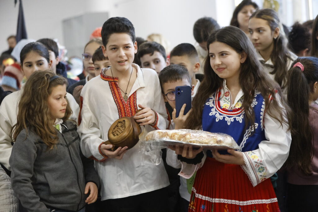 Исторически музей свиленград istoricheski muzey svilengrad varna kam zhivot 8 2026 новините от българия исторически музей – свиленград върна към живот една от най-колоритните традиции на тракия – карнавала, съчетаващ... Исторически музей – свиленград върна към живот една от най-колоритните традиции на тракия – карнавала 2026 българия новините balgarianovinite. Com 2026-02-20 15:50:41 исторически музей свиленград исторически музей – свиленград върна към живот една от най-колоритните традиции на тракия – карнавала 2026 информационна агенция за разследваща журналистика и разследващ репортаж бургас, българия