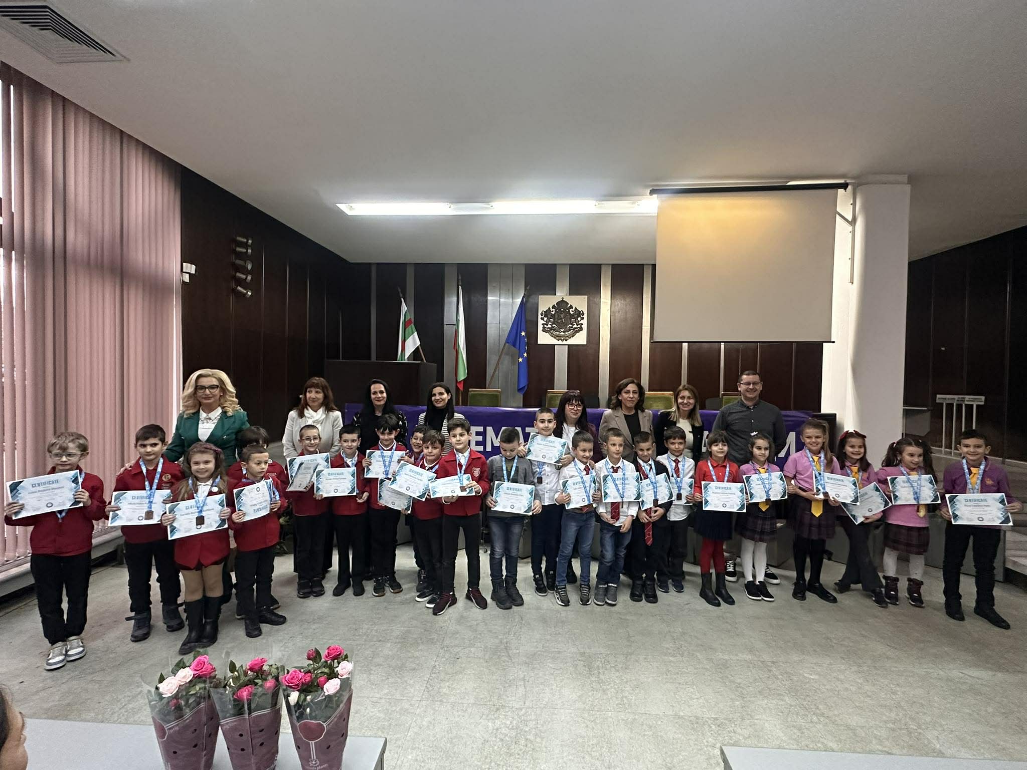 Математика без граници medala slivenskite matematitsi mezhdunarodnoto 6 2026 новините от българия сливенски ученици от i, ii, iii, iv, v и vii клас, завоюваха общо 99 медала от международното математическо... 99 медала за сливенските математици от международното състезание „математика без граници“ 2026 българия новините balgarianovinite. Com 2026-02-24 13:14:14 математика без граници 99 медала за сливенските математици от международното състезание „математика без граници“ 2026 информационна агенция за разследваща журналистика и разследващ репортаж бургас, българия
