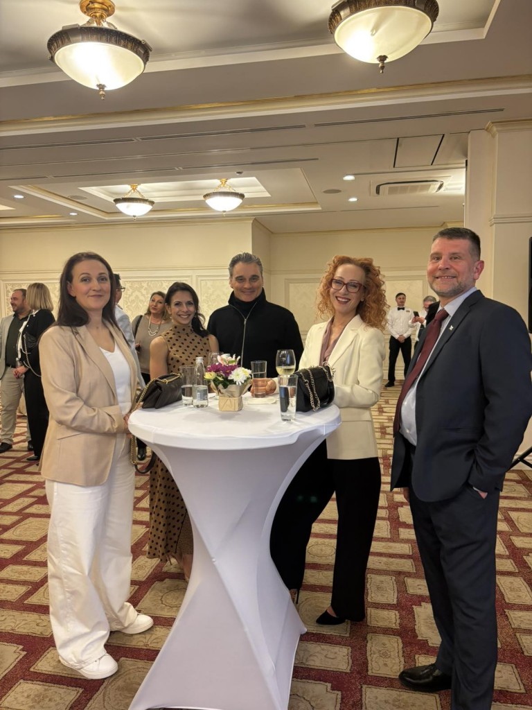 Burgas obshtina burgas vrachi vtorite godishni nagrad 1 2026 новините от българия община бургас връчи вторите годишни награди в сферата на туризма. Церемонията се проведе в гранд хотел и спа... Община бургас връчи вторите годишни награди в сферата на туризма 2026 българия новините balgarianovinite. Com 2026-02-26 11:53:59 burgas община бургас връчи вторите годишни награди в сферата на туризма 2026 информационна агенция за разследваща журналистика и разследващ репортаж бургас, българия