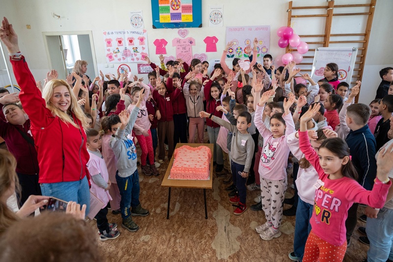 Община пордим obshtina pordim obedini sreshtu tormoza uchili 2 2026 новините от българия днес, в последната сряда на месец февруари, за поредна година община пордим, ученици, учители и доброволците от... Община пордим се обедини срещу тормоза в училище с мащабна розова инициатива 2026 българия новините balgarianovinite. Com 2026-02-25 16:02:12 община пордим община пордим се обедини срещу тормоза в училище с мащабна розова инициатива 2026 информационна агенция за разследваща журналистика и разследващ репортаж бургас, българия