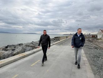 Етап към възстановяването oshte edin etap kam vazstanovyavaneto lyubimat 1 2026 новините от българия пореден етап от възстановяването на велоалеята към кв. &bdquo;сарафово&ldquo; се осъществява в момента 400 изливни пилота ще... Още един етап към възстановяването на любимата велоалея на бургазлии – край брега към сарафово 2026 българия новините balgarianovinite. Com 2026-02-21 20:55:31 етап към възстановяването още един етап към възстановяването на любимата велоалея на бургазлии – край брега към сарафово 2026 информационна агенция за разследваща журналистика и разследващ репортаж бургас, българия