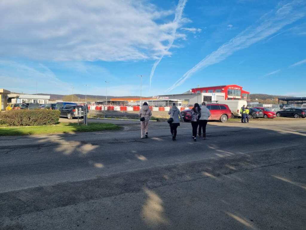 Ремонт на пътя protest iskane remont patya burgas kableshkovo 1 2026 новините от българия жители на каблешково на протест заради пътя към слънчев бряг, готови са да го блокират жители на град каблешково... Протест с искане за ремонт на пътя бургас- каблешково 2026 българия новините balgarianovinite. Com 2026-02-24 07:14:29 ремонт на пътя протест с искане за ремонт на пътя бургас- каблешково 2026 информационна агенция за разследваща журналистика и разследващ репортаж бургас, българия