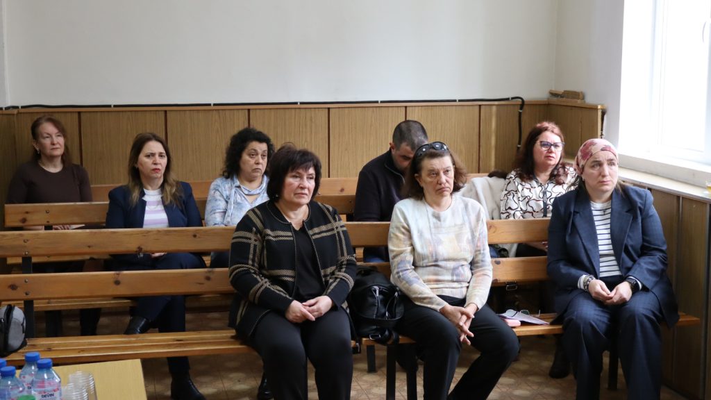 Приключили в тримесечен rayonnite sadilishta kubrat isperih otchetoha 2 2026 новините от българия районен съд – кубрат и районен съд – исперих проведоха съвместно събрание, на което представиха отчетите за... Районните съдилища в кубрат и исперих отчетоха дейността си за 2025 г. 2026 българия новините balgarianovinite. Com 2026-02-20 19:11:08 приключили в тримесечен районните съдилища в кубрат и исперих отчетоха дейността си за 2025 г. 2026 информационна агенция за разследваща журналистика и разследващ репортаж бургас, българия