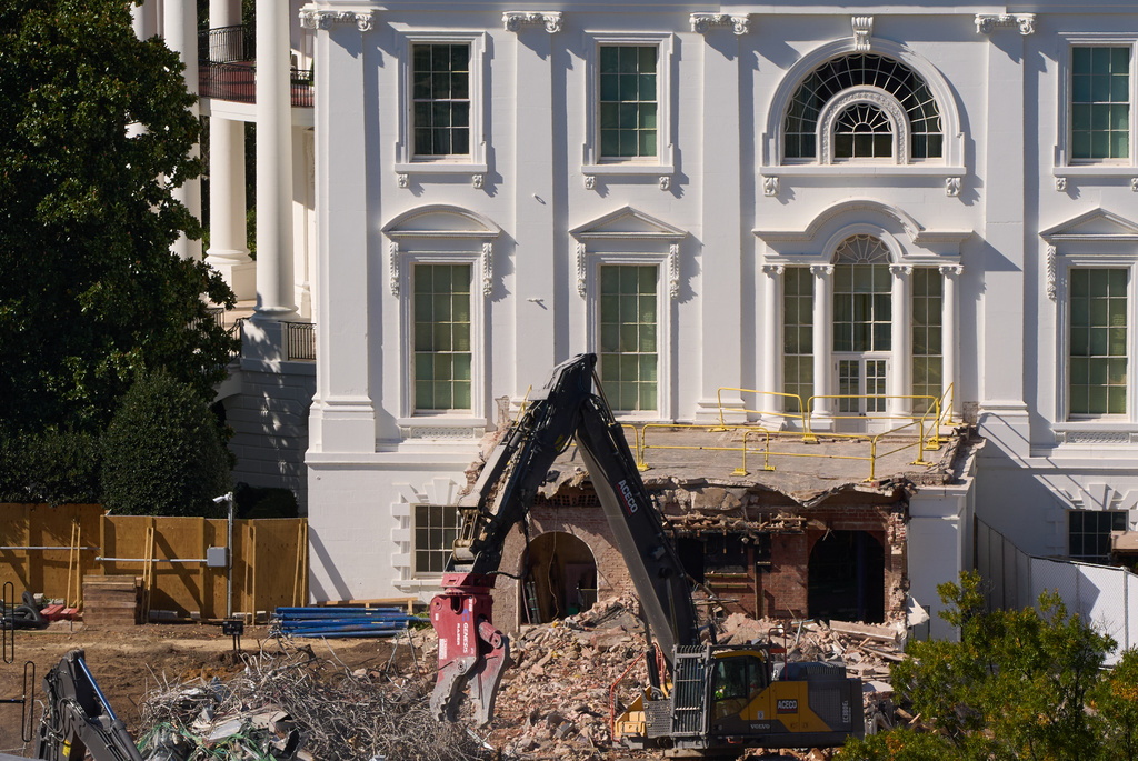 East wing demolition for white house ballroom