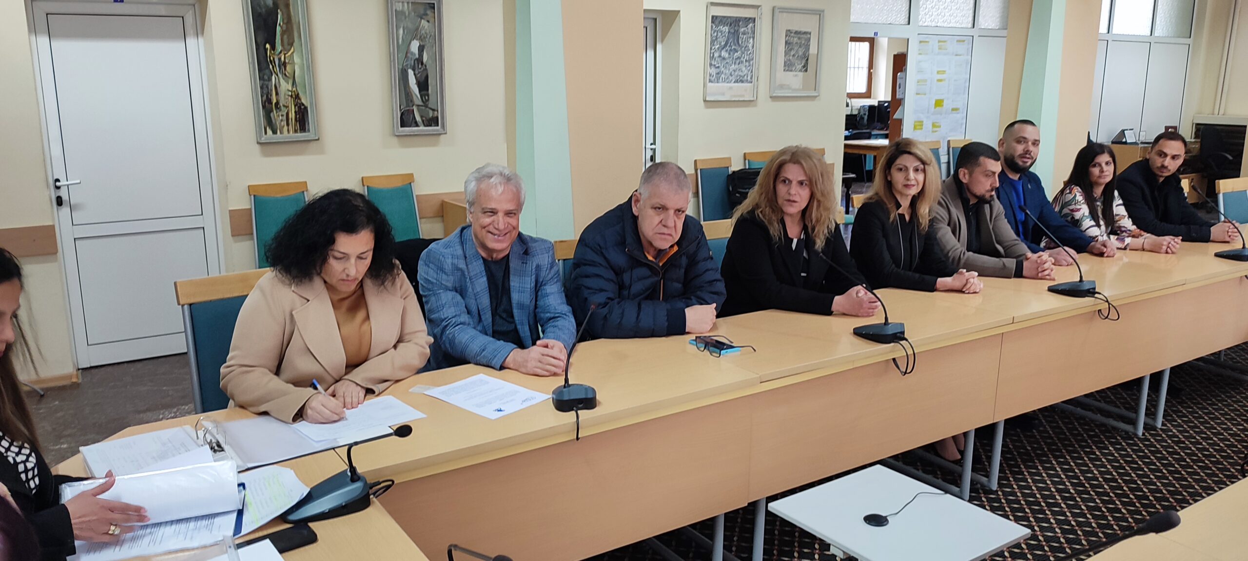 Новини сливен desislava taneva polititsite tryabva govoryat 1 2026 новините от българия герб-сливен регистрира листата си с кандидати за народни представители за предстоящите предсрочни парламентарни... Десислава танева: политиците трябва да говорят по между си за надграждане, а не за разрушаване 2026 българия новините balgarianovinite. Com 2026-03-15 17:13:21 новини сливен десислава танева: политиците трябва да говорят по между си за надграждане, а не за разрушаване 2026 информационна агенция за разследваща журналистика и разследващ репортаж бургас, българия