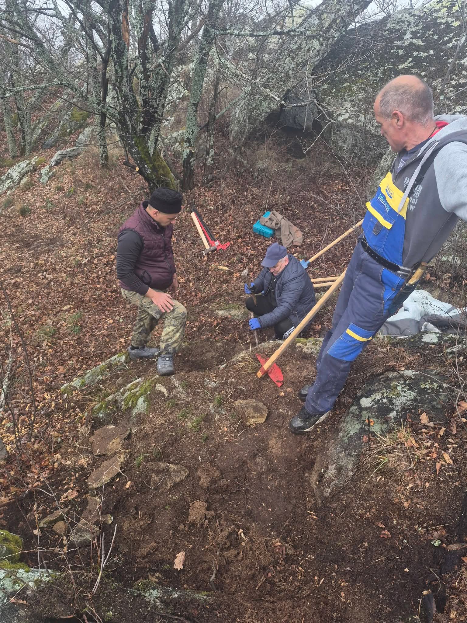 Izgrazhdat turisticheska rampa vrah orela nad 3 2026 новините от българия днес е ден, който ще остане в историята на&nbsp; климент! С първа копка и силен общ дух започна изграждането на... Изграждат туристическа рампа на връх орела над климент 2026 българия новините balgarianovinite. Com 2026-03-28 19:04:40 изграждат туристическа рампа на връх орела над климент 2026 информационна агенция за разследваща журналистика и разследващ репортаж бургас, българия