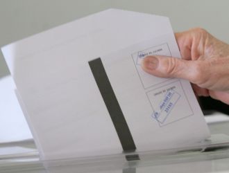 Parvoto glasuvane godishnite informiran izbor 1 2026 новините от българия парламентарните избори на 19 април ще бъдат първите за много навършили 18 години младежи, съобщи агенция... Първото гласуване на 18-годишните: информиран избор вместо влияние от tiktok 2026 българия новините balgarianovinite. Com 2026-03-24 17:15:42 първото гласуване на 18-годишните: информиран избор вместо влияние от tiktok 2026 информационна агенция за разследваща журналистика и разследващ репортаж бургас, българия