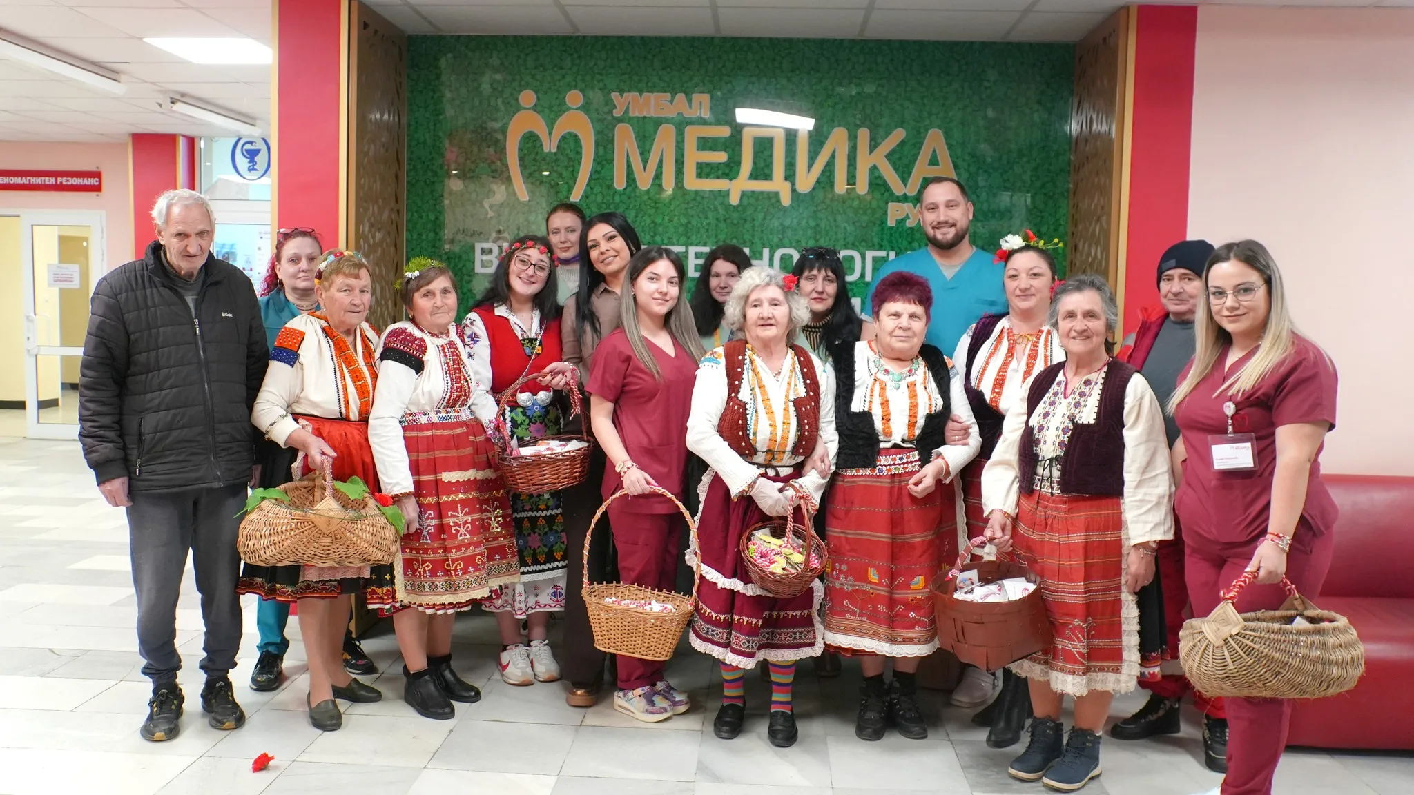 Изработката на мартениците poredna godina lechebni zavedeniya medika dove 4 2026 новините от българия за поредна година лечебни заведения медика се довериха за изработката на мартениците на сръчните ръце и добрите... За поредна година лечебни заведения медика се довериха за изработката на мартениците на сръчните ръце и добрите сърца на самодейците от пенсионерски клуб – красен, както и на потребителите и екипите от цнст и црду към ос на бчк – русе 2026 българия новините balgarianovinite. Com 2026-03-02 16:57:12 изработката на мартениците за поредна година лечебни заведения медика се довериха за изработката на мартениците на сръчните ръце и добрите сърца на самодейците от пенсионерски клуб – красен, както и на потребителите и екипите от цнст и црду към ос на бчк – русе 2026 информационна агенция за разследваща журналистика и разследващ репортаж бургас, българия