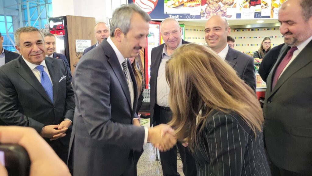 Povod sveshteniya mesets ramazan gkpp kapakule 20 2026 новините от българия по повод свещения месец рамазан на гкпп „капъкуле“ се проведе традиционната празнична вечеря ифтар, организирана... По повод свещения месец рамазан на гкпп „капъкуле“ се проведе традиционната празнична вечеря ифтар 2026 българия новините balgarianovinite. Com 2026-03-17 21:13:43 по повод свещения месец рамазан на гкпп „капъкуле“ се проведе традиционната празнична вечеря ифтар 2026 информационна агенция за разследваща журналистика и разследващ репортаж бургас, българия