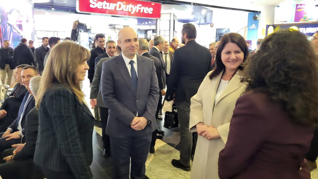 Povod sveshteniya mesets ramazan gkpp kapakule 21 2026 новините от българия по повод свещения месец рамазан на гкпп „капъкуле“ се проведе традиционната празнична вечеря ифтар, организирана... По повод свещения месец рамазан на гкпп „капъкуле“ се проведе традиционната празнична вечеря ифтар 2026 българия новините balgarianovinite. Com 2026-03-17 21:13:43 по повод свещения месец рамазан на гкпп „капъкуле“ се проведе традиционната празнична вечеря ифтар 2026 информационна агенция за разследваща журналистика и разследващ репортаж бургас, българия