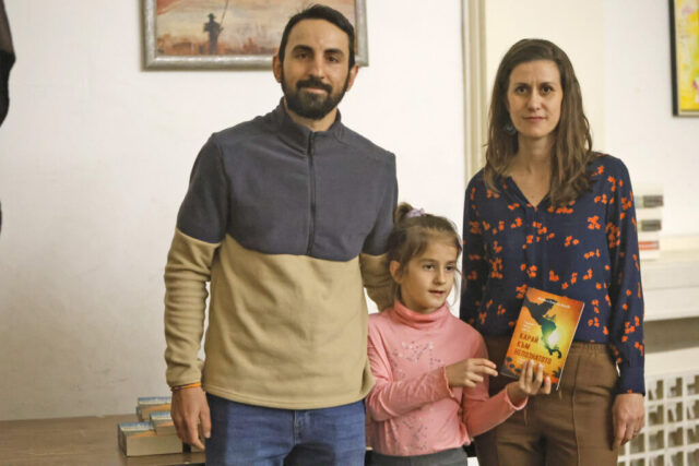 В Свиленград бе представена книгата на Пламена и Антон Нашеви „Карай към непознатото“ 2026 В Свиленград бе представена книгата на Пламена и Антон Нашеви „Карай към непознатото“ 2026