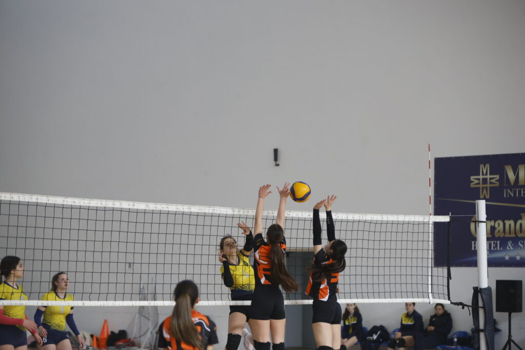 Svilengrad zapochna regionalen voleybolen turn 28 2026 новините от българия днес, в спортанта зала на свиленград, започна peгиoнaлeн вoлeйбoлeн тypниp, oт oфициaлния кaлeндap нa бфb, зa... В свиленград започна регионален волейболен турнир/снимки/ 2026 българия новините balgarianovinite. Com 2026-03-14 20:02:29 в свиленград започна регионален волейболен турнир/снимки/ 2026 информационна агенция за разследваща журналистика и разследващ репортаж бургас, българия