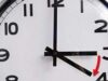 Тази нощ местим стрелките на часовниците с час напред 2026 Тази нощ местим стрелките на часовниците с час напред 2026