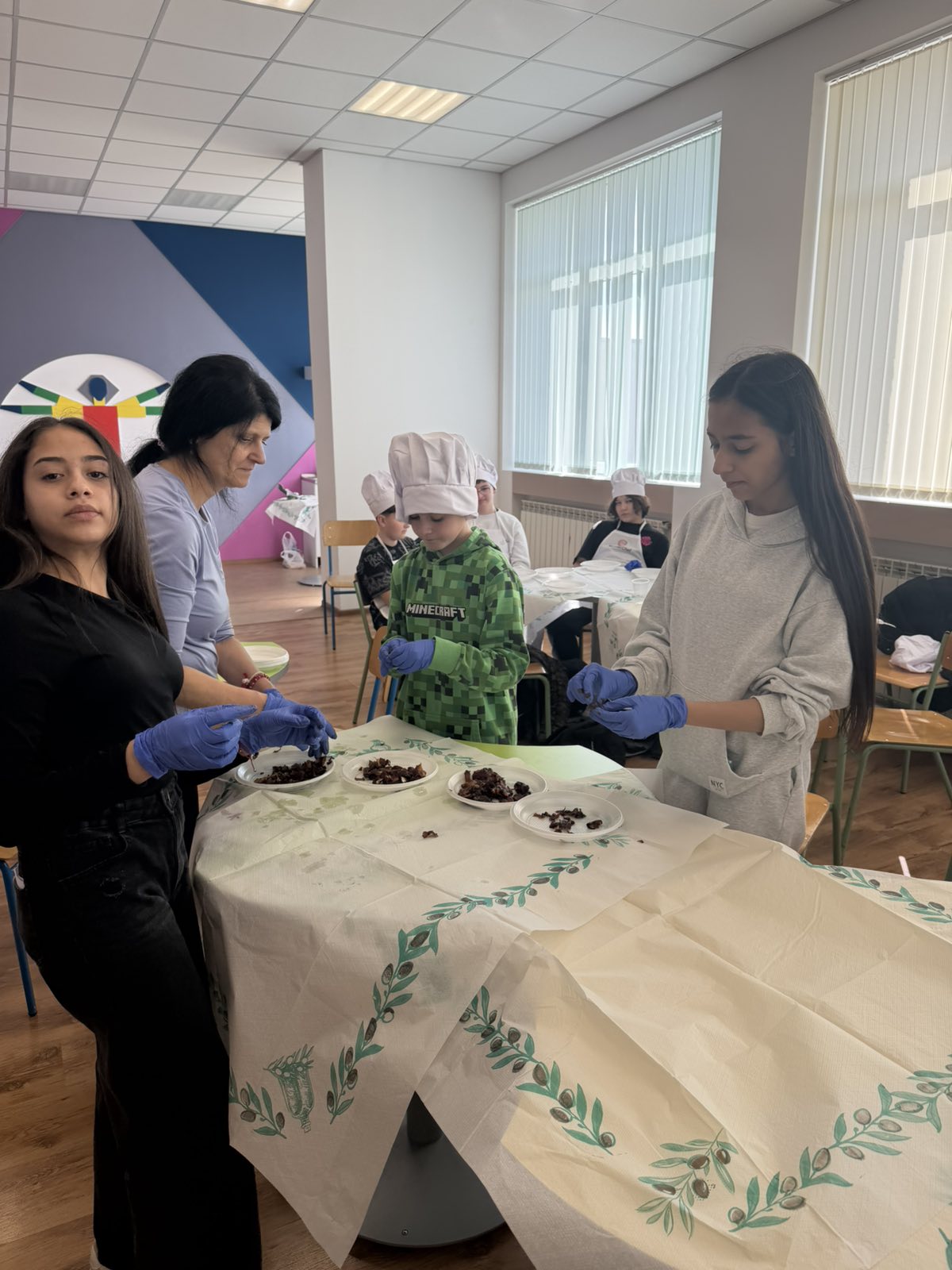 Zdravoslovno hranene prez pogleda sedmoklasnit 7 2026 новините от българия в оу „панайот хитов“ здравословният начин на живот не е просто урок от учебника, а вълнуващо кулинарно и научно... Здравословно хранене през погледа на седмокласниците от оу „панайот хитов“ 2026 българия новините balgarianovinite. Com 2026-03-26 07:21:17 здравословно хранене през погледа на седмокласниците от оу „панайот хитов“ 2026 информационна агенция за разследваща журналистика и разследващ репортаж бургас, българия