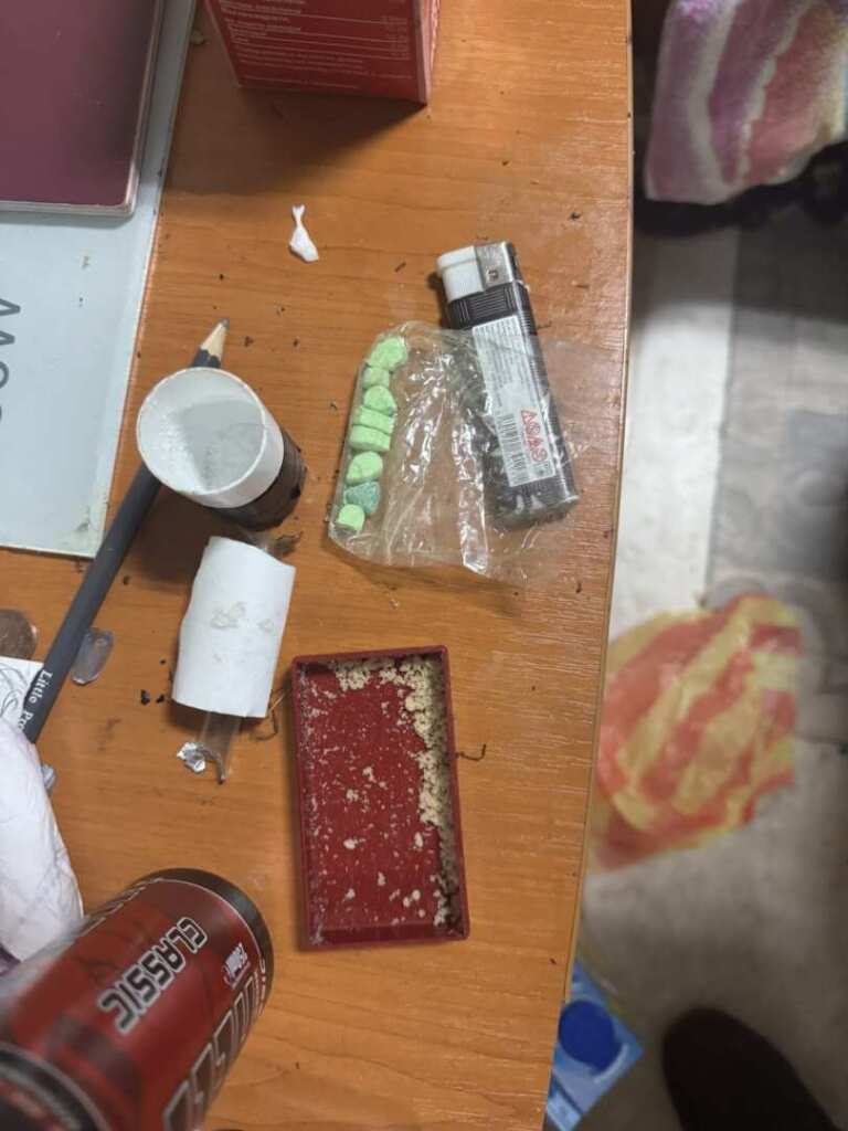Chetirima zadarzhani pri spezaktsiya slanchev 1 2026 новините от българия общо четири лица по две досъдебни производства и пет преписки, са задържани в хода на проведена специализирана... Четирима задържани при спезакция в слънчев бряг, иззеха екстази, метамфетамин и марихуана 2026 българия новините balgarianovinite. Com 2026-08-21 07:31:16 четирима задържани при спезакция в слънчев бряг, иззеха екстази, метамфетамин и марихуана 2026 информационна агенция за разследваща журналистика и разследващ репортаж бургас, българия