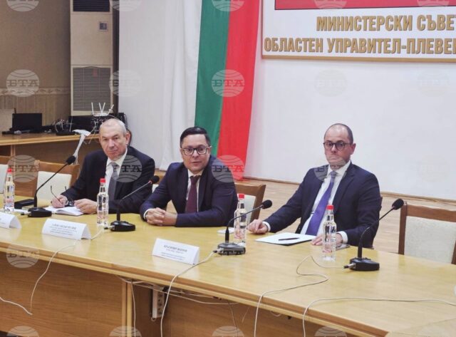 Economy Minister Poulev Discusses High-Value Business Opportunities, Regional Development in Pleven 2026