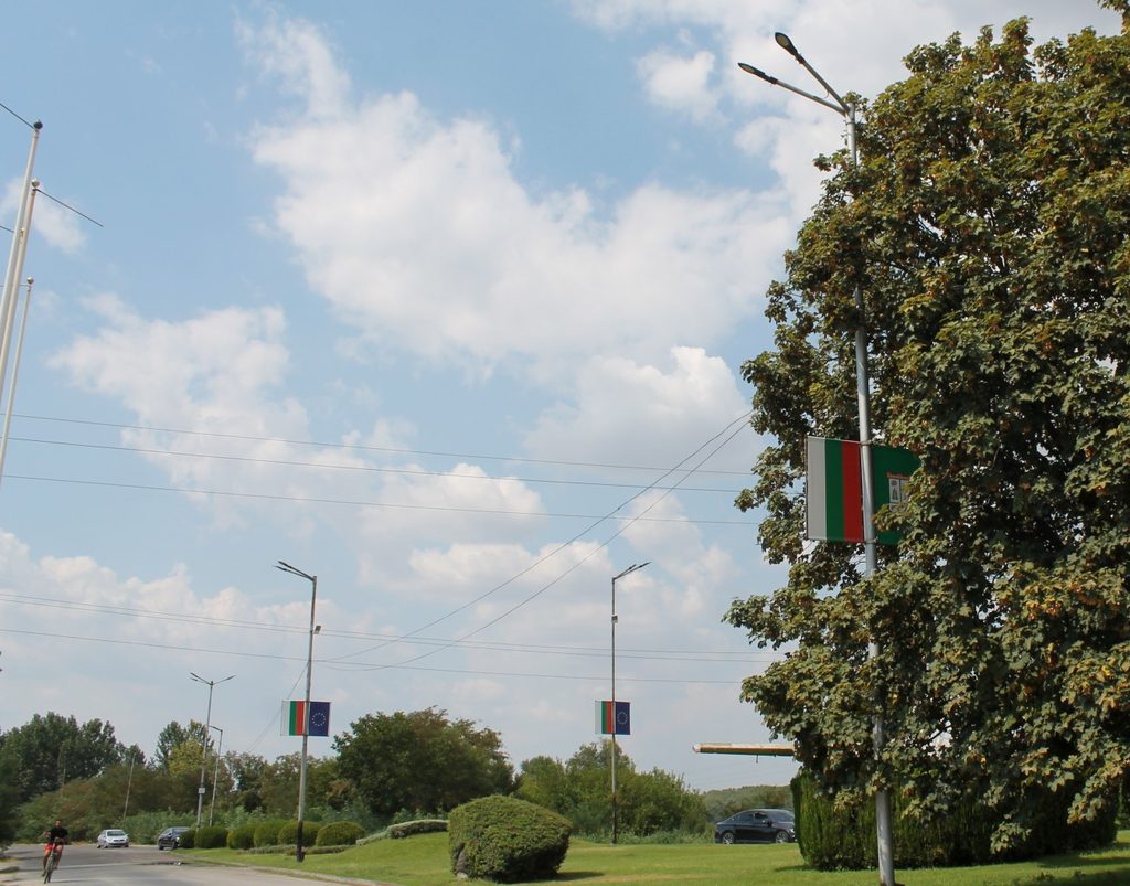 Obshtina svilengrad podmeni ulichnoto osvetlen 2 2026 новините от българия общинско предприятие „благоустрояване и озеленяване“ извърши акция по подмяна на уличното осветление на пътната... Община свиленград подмени уличното осветление между свиленград и кв. „кап. Петко войвода“ 2026 българия новините balgarianovinite. Com 2026-08-28 09:41:08 община свиленград подмени уличното осветление между свиленград и кв. „кап. Петко войвода“ 2026 информационна агенция за разследваща журналистика и разследващ репортаж бургас, българия