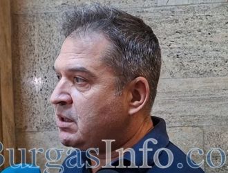 Proektantat arena burgas razbi heytarite fakti 3 2026 новините от българия &bdquo;за мен това е най-модерната зала. Разбира се, аз съм пристрастен към нея. Вложили сме, както очевидно всички ще... Проектантът на „арена бургас“ разби хейтърите с факти: залата е най-модерната, покривът може да носи 300 тона 2026 българия новините balgarianovinite. Com 2026-08-17 11:43:07 проектантът на „арена бургас“ разби хейтърите с факти: залата е най-модерната, покривът може да носи 300 тона 2026 информационна агенция за разследваща журналистика и разследващ репортаж бургас, българия