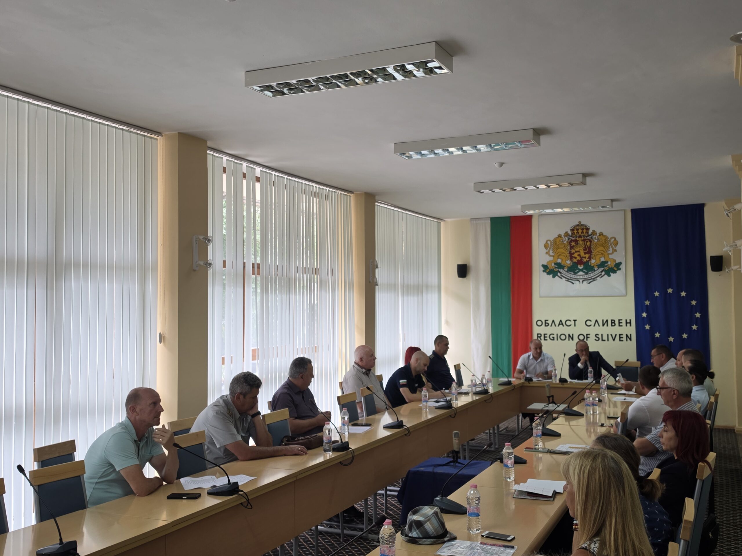 Zasedanie oblastnata komisiya bezopasnost dviz 1 2026 новините от българия в областна администрация – сливен се проведе редовно заседание на областната комисия по безопасност на движението по... Заседание на областната комисия по безопасност на движението по пътищата 2026 българия новините balgarianovinite. Com 2026-08-27 09:49:11 заседание на областната комисия по безопасност на движението по пътищата 2026 информационна агенция за разследваща журналистика и разследващ репортаж бургас, българия