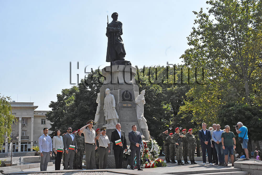 Празник
