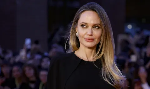 Анджелина Джоли се опитва да сватоса брат си Джеймс Хейвън 2026