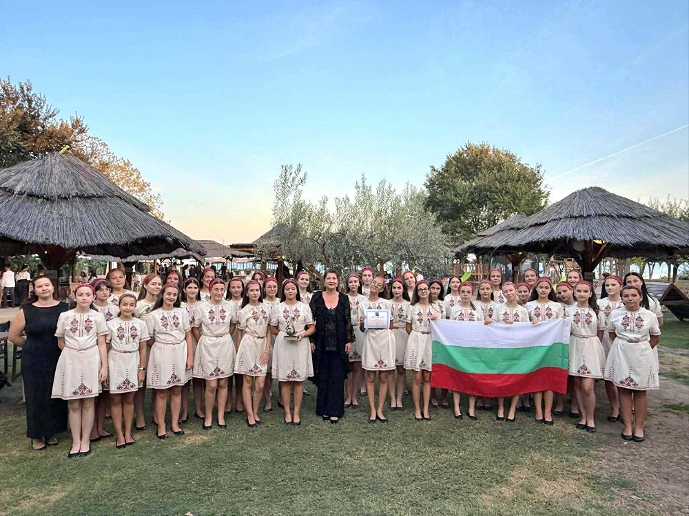 Горещо bodra pesen parva nagrada spetsialno otlichie 5 2026 новините от българия детски хор „бодра песен“ при цплр-одк „анастас стоянов“ – шумен спечели първа награда и специално отличие за... „бодра песен“ с първа награда и специално отличие на международен фестивал в гърция 2026 българия новините balgarianovinite. Com 2026-09-21 05:48:38 горещо „бодра песен“ с първа награда и специално отличие на международен фестивал в гърция 2026 информационна агенция за разследваща журналистика и разследващ репортаж бургас, българия