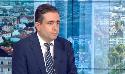 Божанов: Какво наложи при неизготвени 12 или 13 експертизи да се дава пресконференцията по случая "Петрохан"? 2026